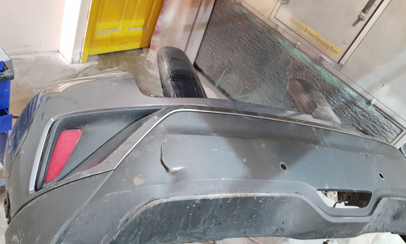 Plastic bumper welding